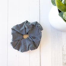 Load image into Gallery viewer, Swoon Striped Scrunchie
