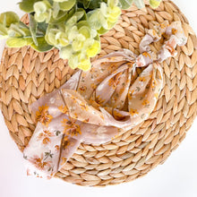 Load image into Gallery viewer, Wildflower Floral Long Scarf Scrunchie
