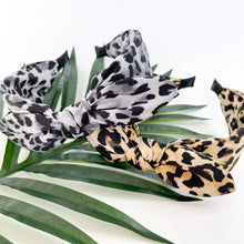 Load image into Gallery viewer, Wild Thing Leopard Print Bow Headband
