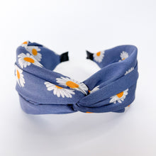 Load image into Gallery viewer, Addison Daisy Knotted Headband
